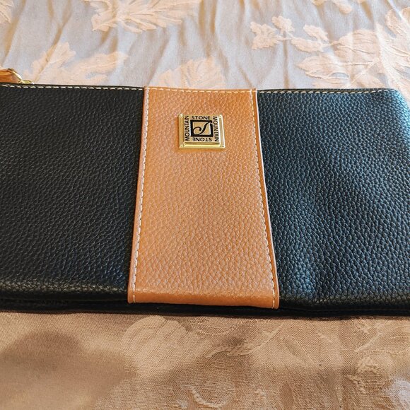 Stone Mountain Cornwall Bonded Pebble Leather Wristlet, New Without Tags - Picture 2 of 6